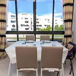 Beachside Escape Апартаменты *